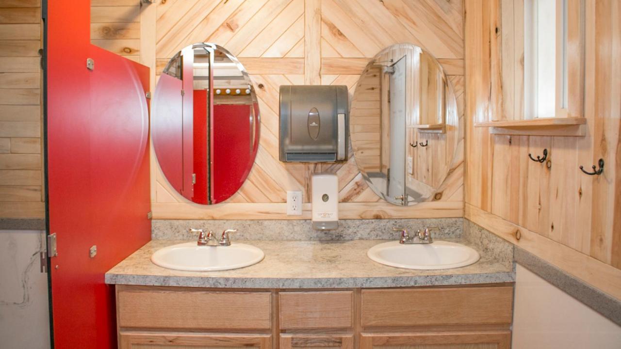 Funstays Glamping Setup Tent In Rv Park #4 Ok-T4 Моаб Экстерьер фото